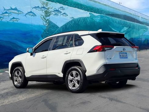 Used 2024 Toyota RAV4 LE AWD/4WD image 2