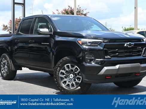 Used 2025 Chevrolet Colorado Z71 w/ Technology Package image 1