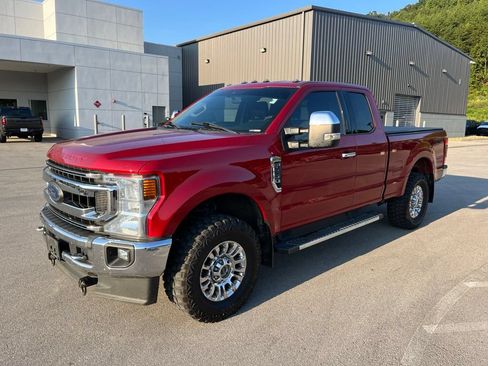 Used 2020 Ford F250 XLT w/ XLT Premium Package AWD/4WD image 1