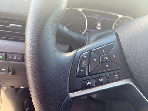 Used 2023 Nissan Sentra SV image 14