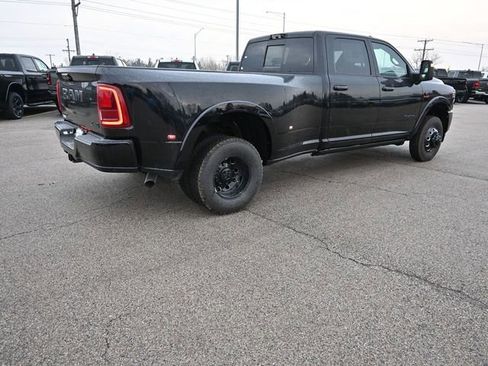 New 2026 RAM 3500 Limited image 11
