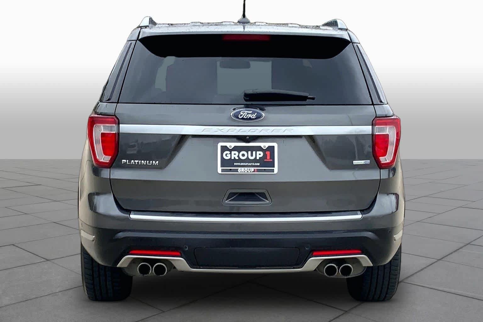 Used 2019 Ford Explorer Platinum AWD/4WD image 5