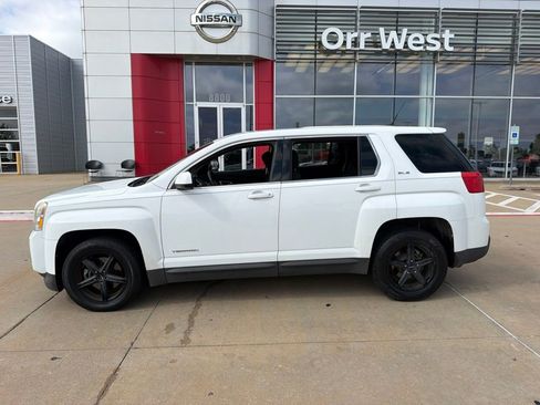 Used 2012 GMC Terrain SLE FWD image 2