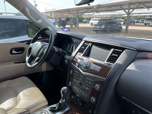 Used 2019 Nissan Armada Platinum w/ Captain's Chairs Package RWD image 13
