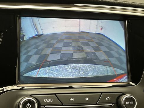 Used 2019 Buick Envision Preferred image 21