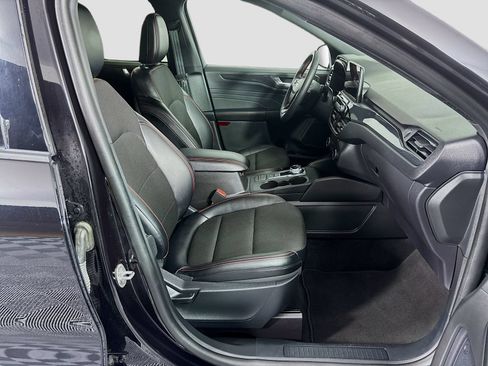 Certified 2025 Ford Escape ST-Line FWD image 26