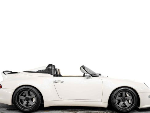 Used 1997 Porsche 911 Cabriolet image 2