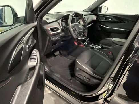 Used 2023 Chevrolet TrailBlazer RS image 17