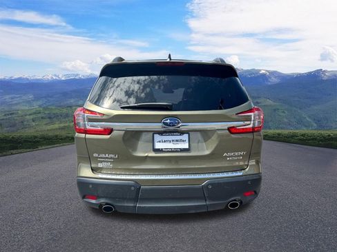 Used 2023 Subaru Ascent Limited AWD/4WD image 4