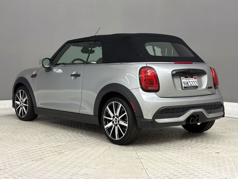 Used 2024 MINI Cooper S FWD image 3