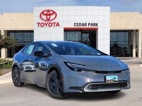 New 2026 Toyota Prius Plug-In Hybrid FWD image 1