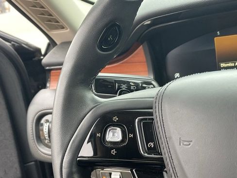 Used 2024 Lincoln Aviator Reserve image 24