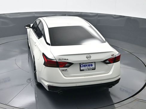 Used 2024 Nissan Altima 2.5 SR w/ SR Premium Package image 50