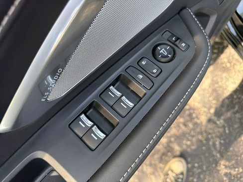 Used 2024 Acura RDX SH-AWD w/ Technology Package image 13