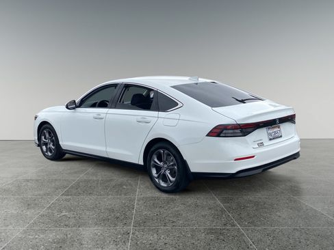 Used 2024 Honda Accord EX image 3