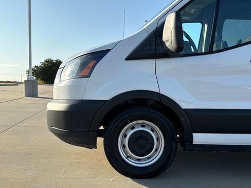 Used 2019 Ford Transit 350 XL RWD image 4