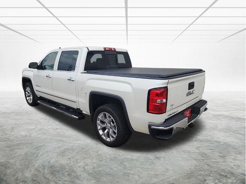 Used 2015 GMC Sierra 1500 SLT w/ SLT Crew Cab Value Package AWD/4WD image 3