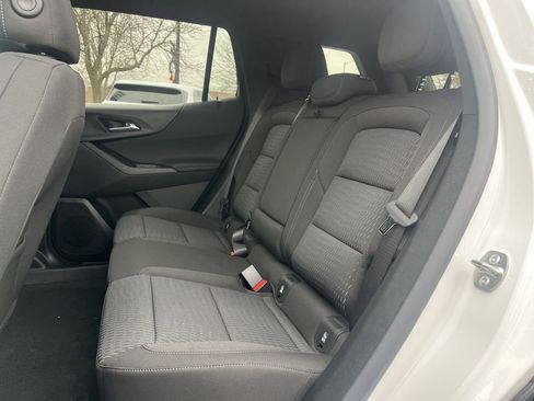 New 2026 Chevrolet Equinox LT w/ Safety and Technology Package AWD/4WD image 16