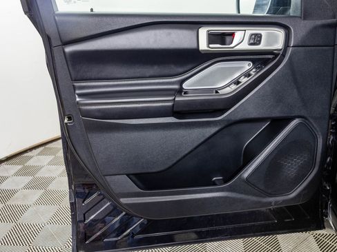 Used 2020 Ford Explorer ST w/ ST Street Pack image 41