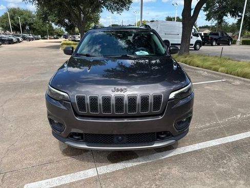 Used 2021 Jeep Cherokee Limited AWD/4WD image 3
