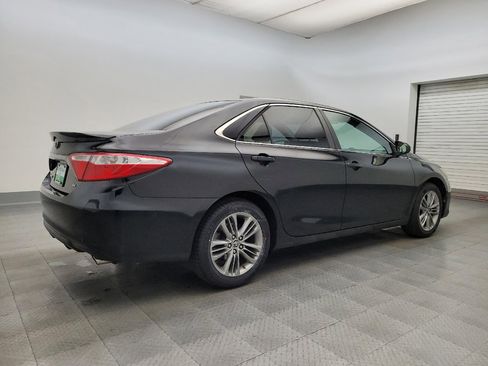 Used 2016 Toyota Camry SE image 10