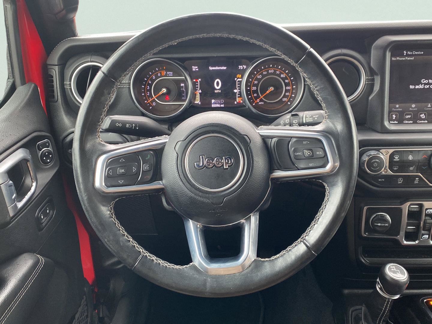 Used 2022 Jeep Wrangler Unlimited Sahara w/ Cold Weather Group AWD/4WD image 15