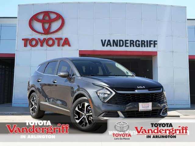 Used 2023 Kia Sportage EX FWD image 1