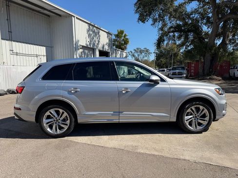 Used 2022 Audi Q7 Premium Plus w/ Premium Plus Package image 7