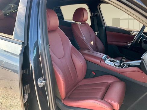 Used 2022 BMW X6 xDrive40i w/ M Sport Package image 7