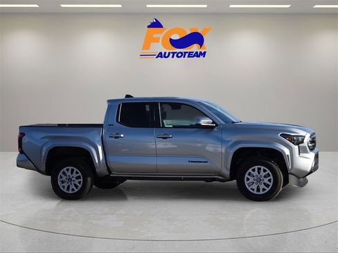 New 2026 Toyota Tacoma SR5 image 6