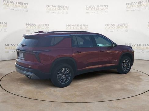 New 2025 Chevrolet Traverse LT w/ Driver Confidence Package image 5