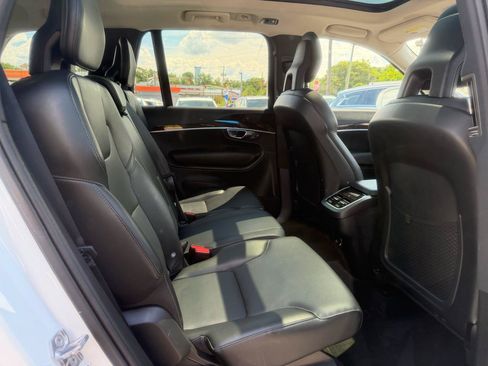 Used 2018 Volvo XC90 T5 Momentum w/ Convenience Package AWD/4WD image 26