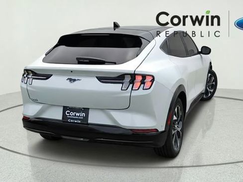 Used 2022 Ford Mustang Mach-E Premium RWD image 5