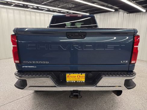 Used 2026 Chevrolet Silverado 3500 LTZ AWD/4WD image 5