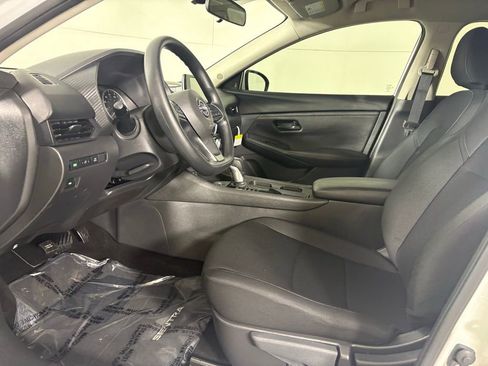 Certified 2025 Nissan Sentra S image 21