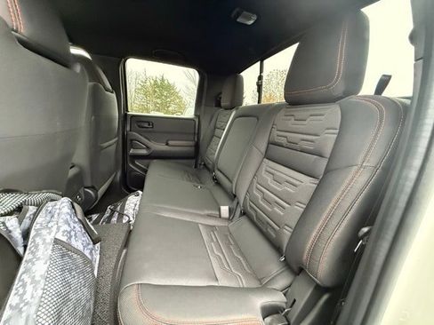 New 2026 Nissan Frontier PRO-4X w/ Pro-4x Convenience Package image 14