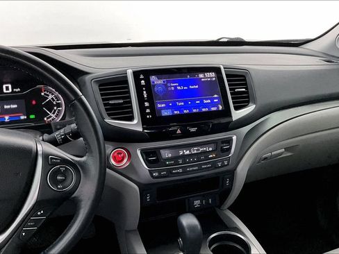 Used 2017 Honda Pilot EX-L image 7