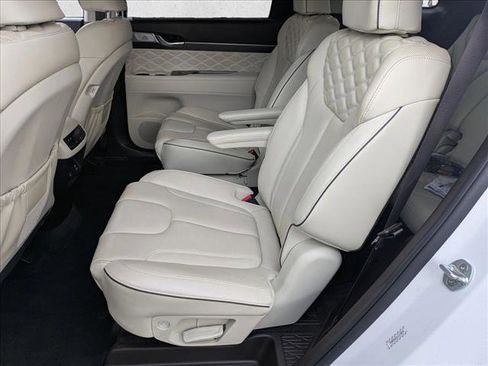 Used 2020 Hyundai Palisade Limited image 18