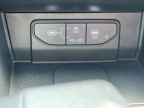 Used 2026 Kia Sportage SX AWD/4WD image 25