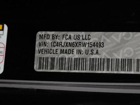 Used 2024 Jeep Wrangler Unlimited AWD/4WD image 55