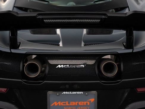 Used 2016 McLaren 675LT Coupe RWD image 26