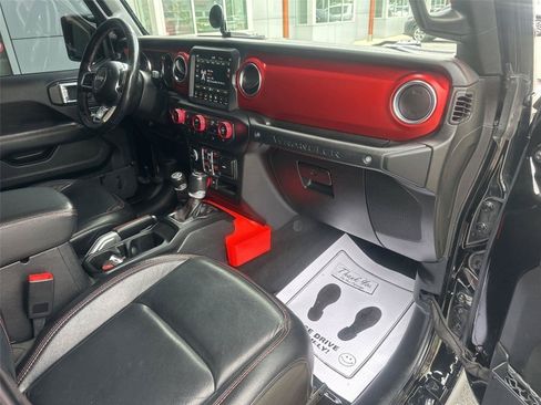 Used 2019 Jeep Wrangler Unlimited Rubicon AWD/4WD image 12