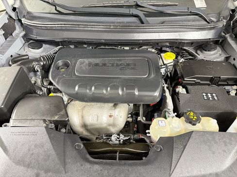 Used 2023 Jeep Cherokee Altitude Lux AWD/4WD image 33