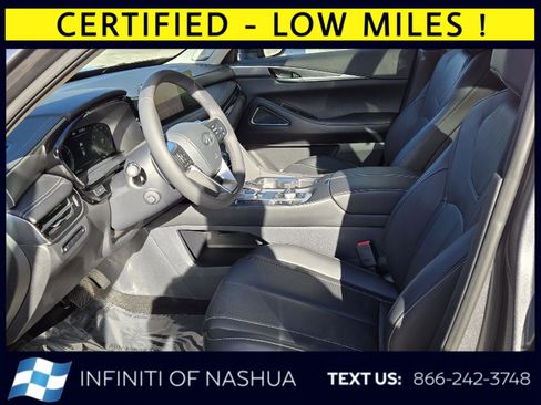 Certified 2025 INFINITI QX60 Luxe image 3
