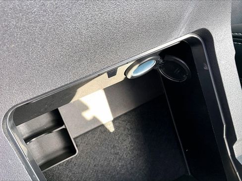 Used 2024 Ford Mustang GT Premium image 32