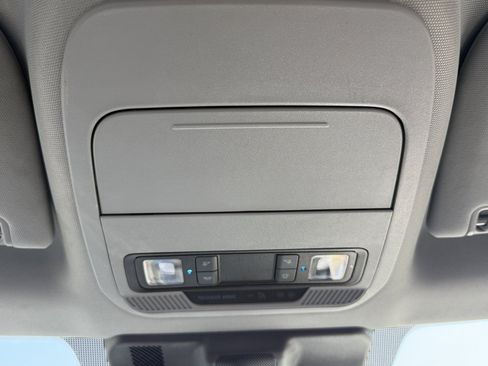 Used 2025 Ford F350 XLT AWD/4WD image 33