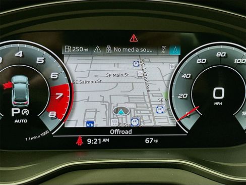 Used 2023 Audi SQ5 Premium Plus w/ Premium Plus Package image 12