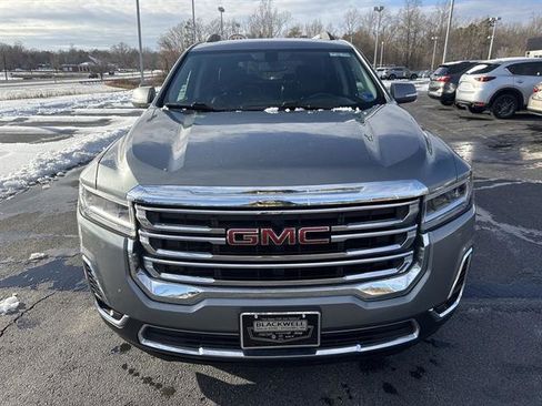 Used 2020 GMC Acadia SLT w/ LPO, Floor Liner Package image 2