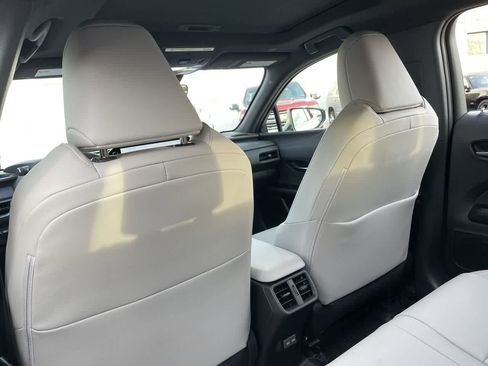 Used 2025 Lexus UX 300h AWD image 20