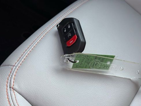 Used 2023 Jeep Gladiator Mojave w/ Cold Weather Group image 40